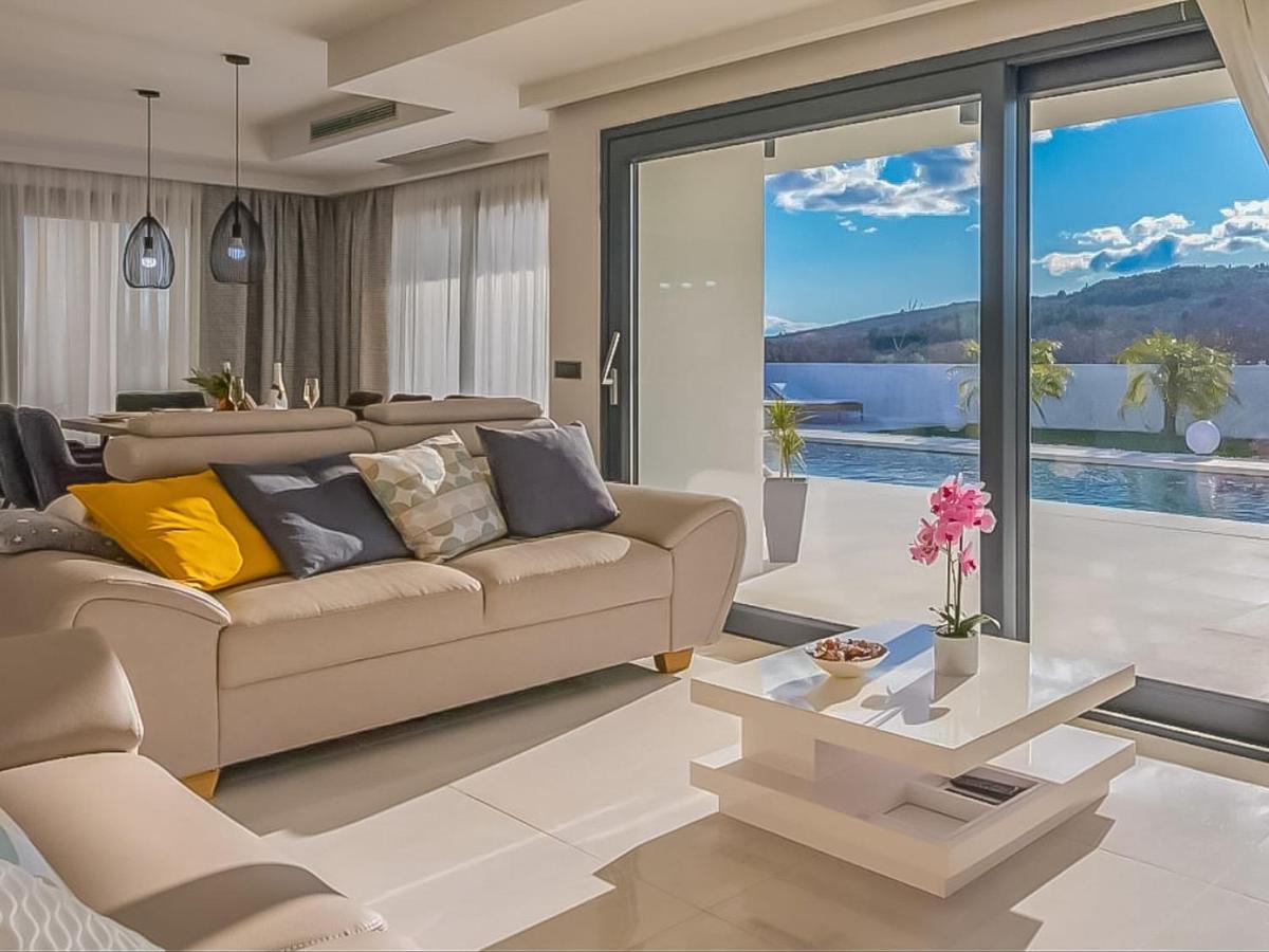 Villa Milly Vrh  Ngoại thất bức ảnh